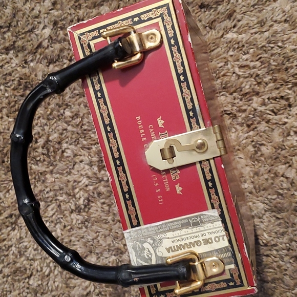 Purse - Picture 3 of 7